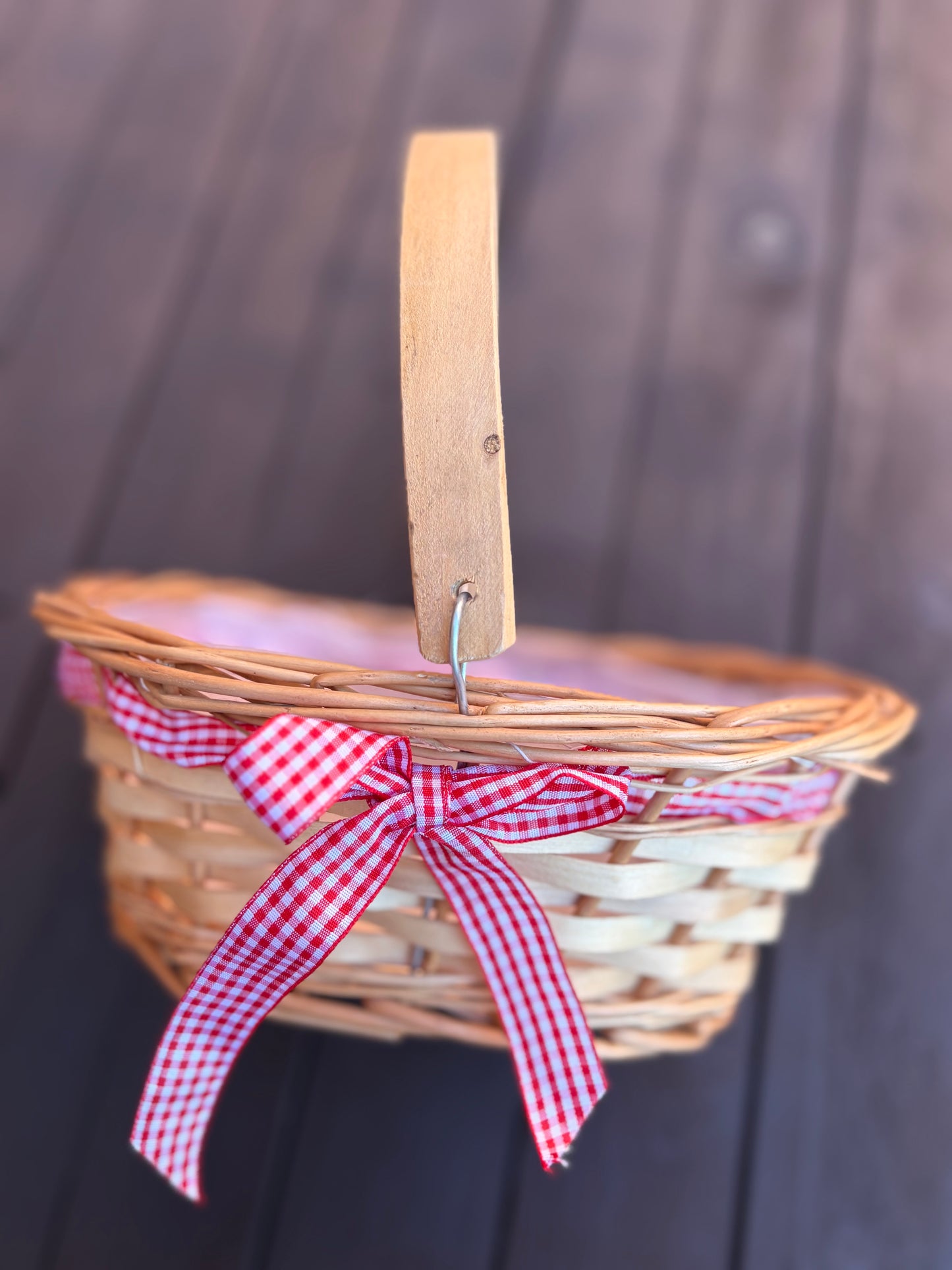 25cm OVAL PLANTING BASKET WITH GINGHAM RIBBON RED/NATURAL