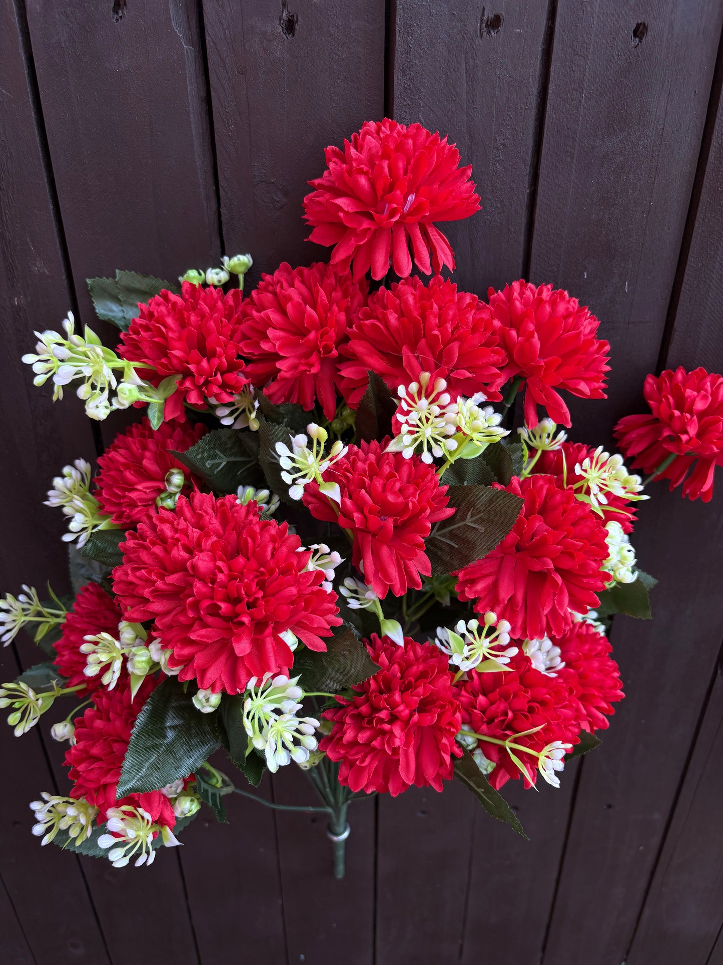 53cm 18 HEAD POM POM CHRYSANTHEMUM BUNCH RED