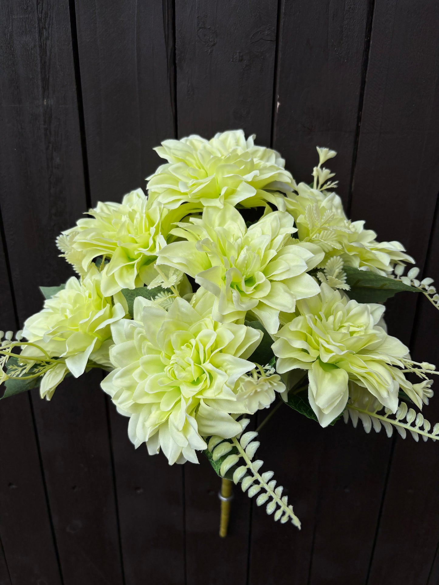 7 HEAD DAHLIA BUNCH LIME GREEN