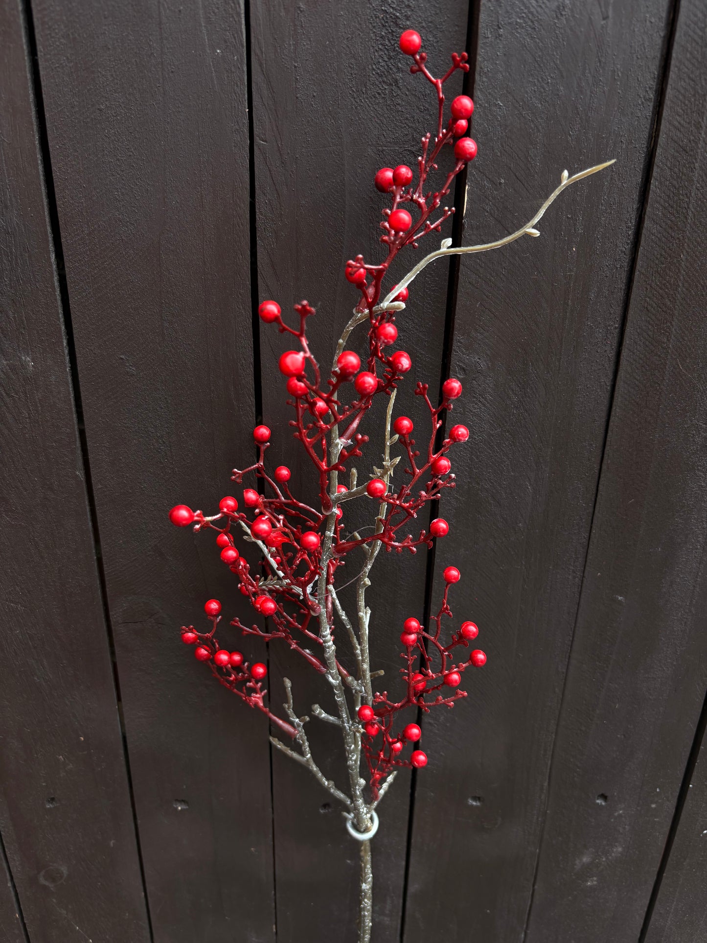 67cm SEASONAL MINI BUD BERRY STEM RED