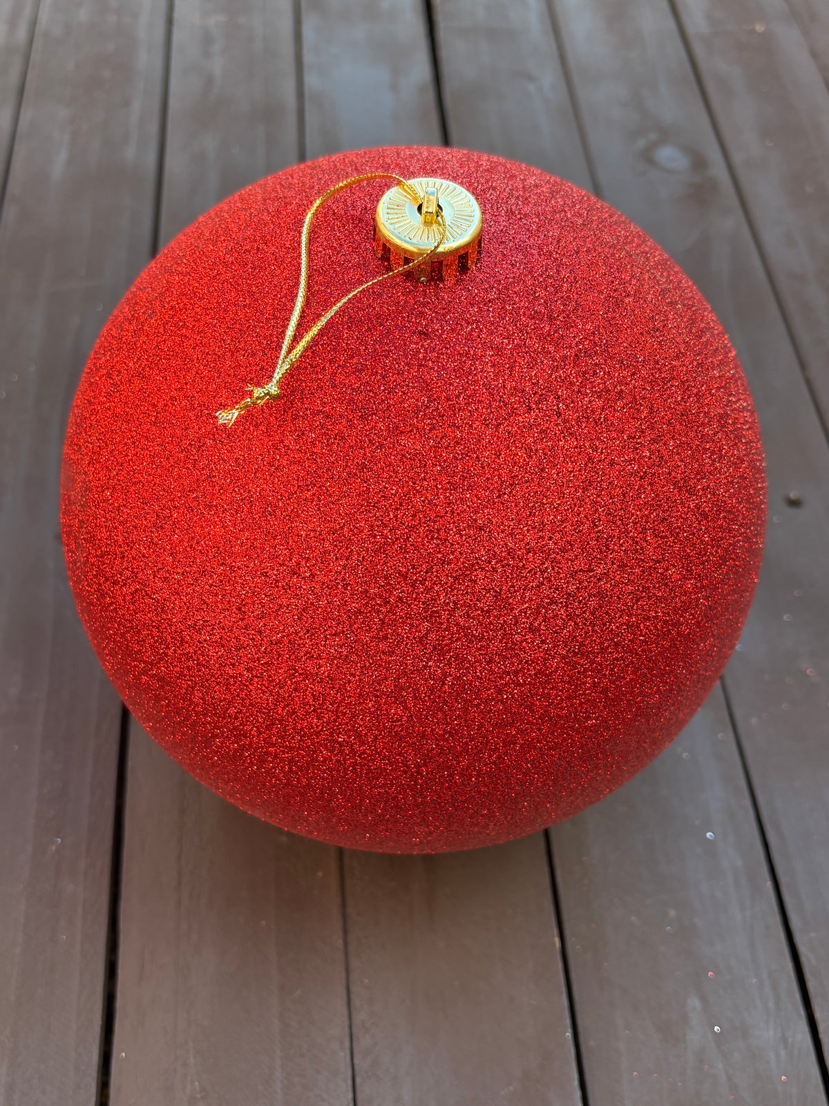 20cm CHRISTMAS BAUBLE GLITTERED RED