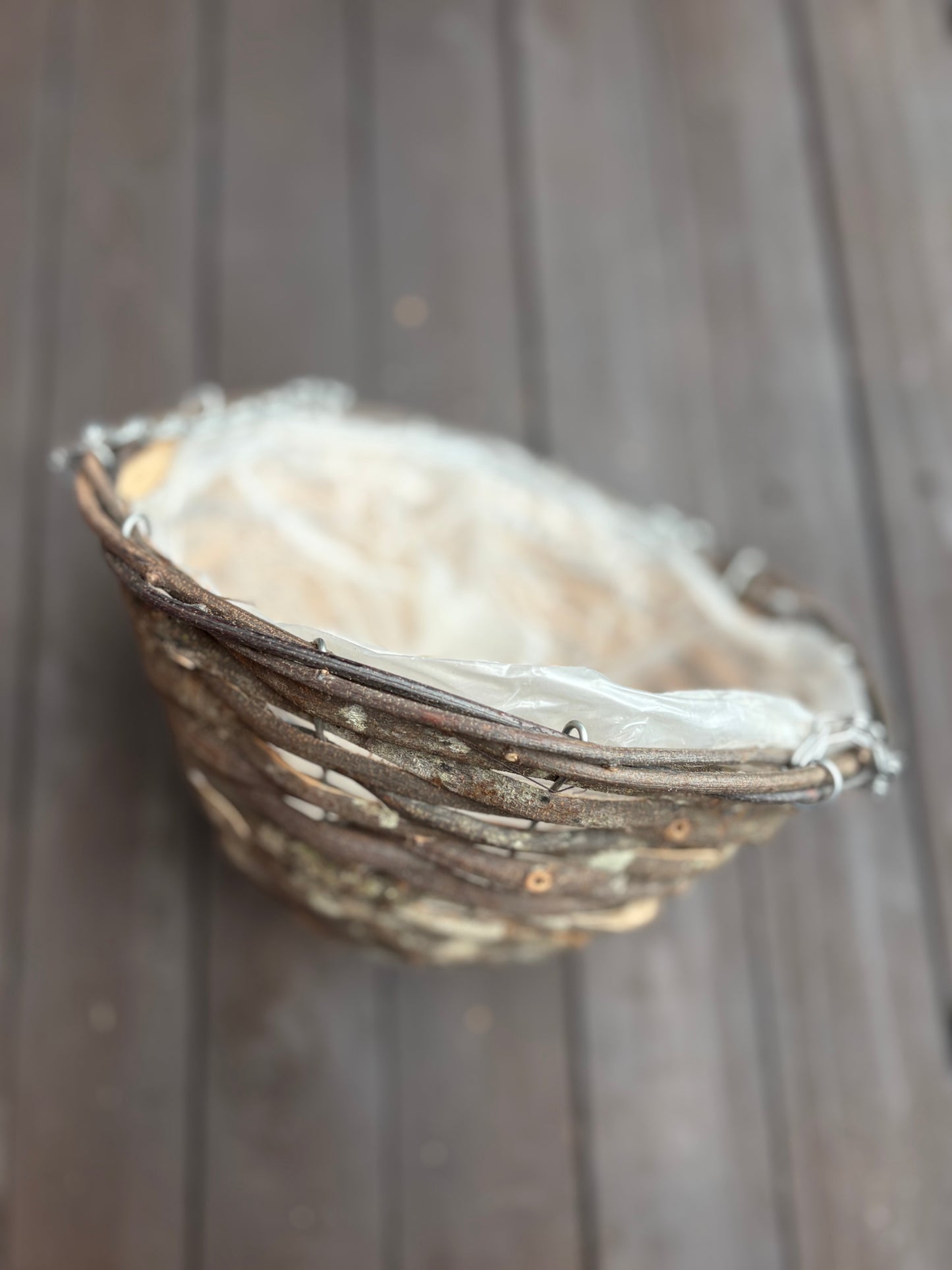 10" RATTAN ROUND HANGING BASKET