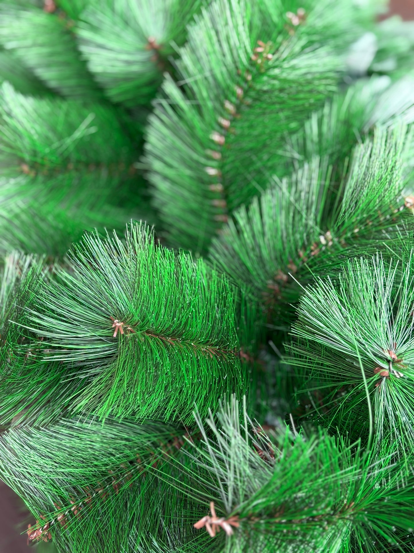 2.7M PINE NEEDLE GARLAND GREEN