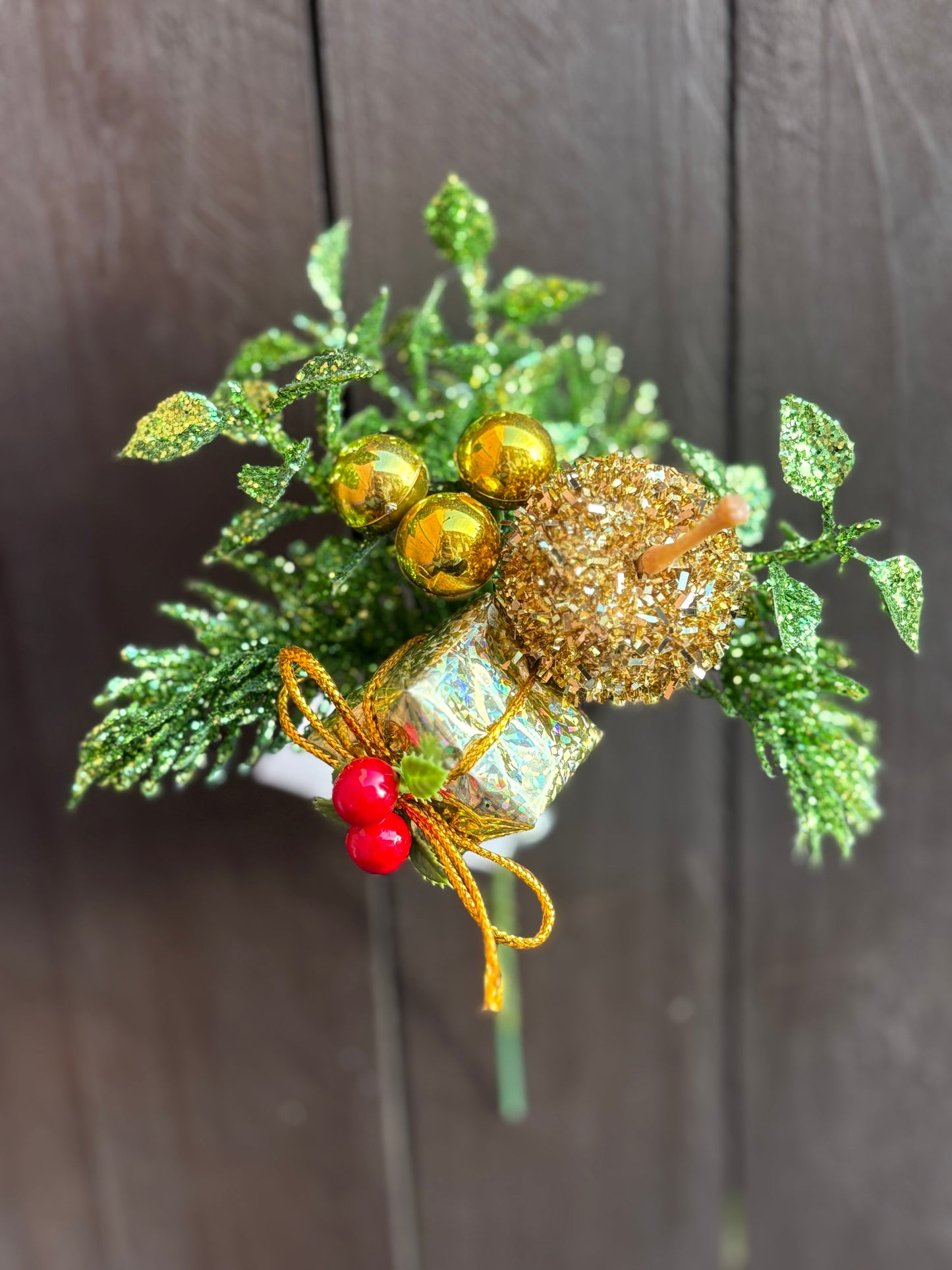 GLITTER APPLE PARCEL & BERRY PICK GOLD