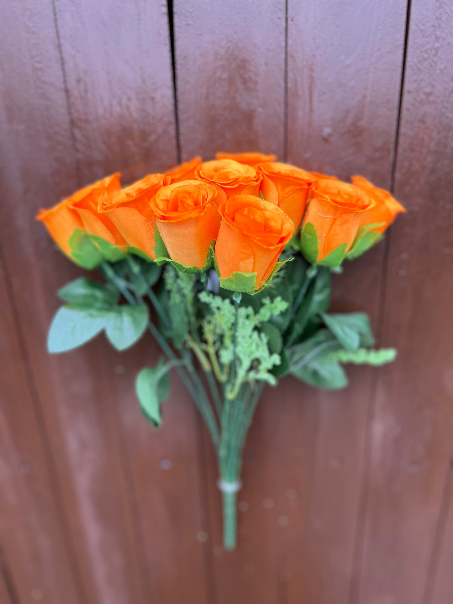34cm ROSEBUD BUSH ORANGE (12 HEADS)