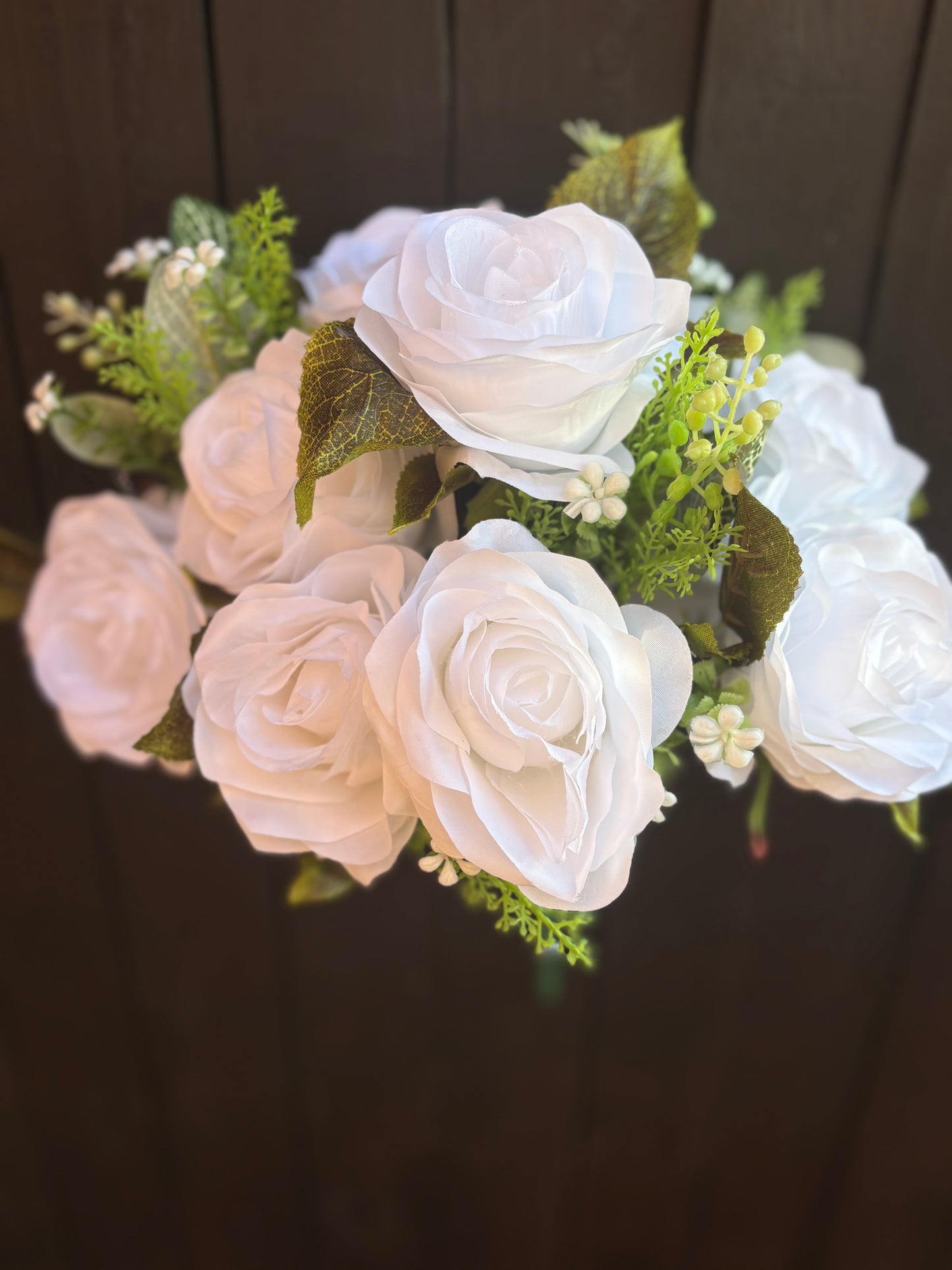 10 HEAD DELUXE ROSE BUNCH WHITE