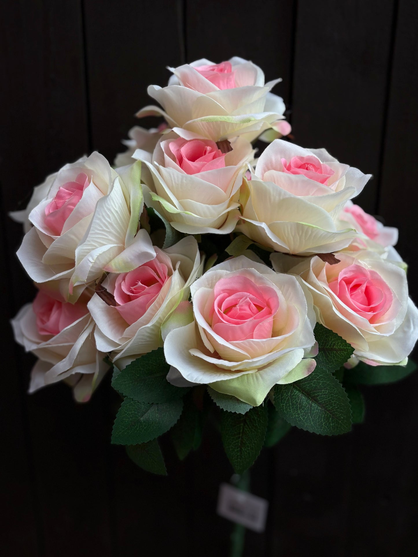 42cm 12 HEAD LARGE OPEN ROSE BUSH IVORY/PINK CENTRE