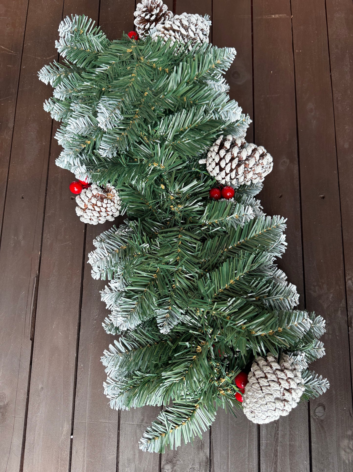 6FT FROSTED GARLAND