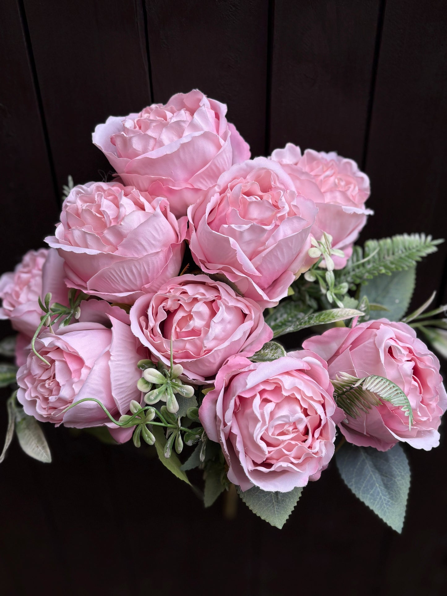 LARGE DOROTHY ROSE & WAX FOLIAGE BUNCH (9 HEADS) BABY PINK