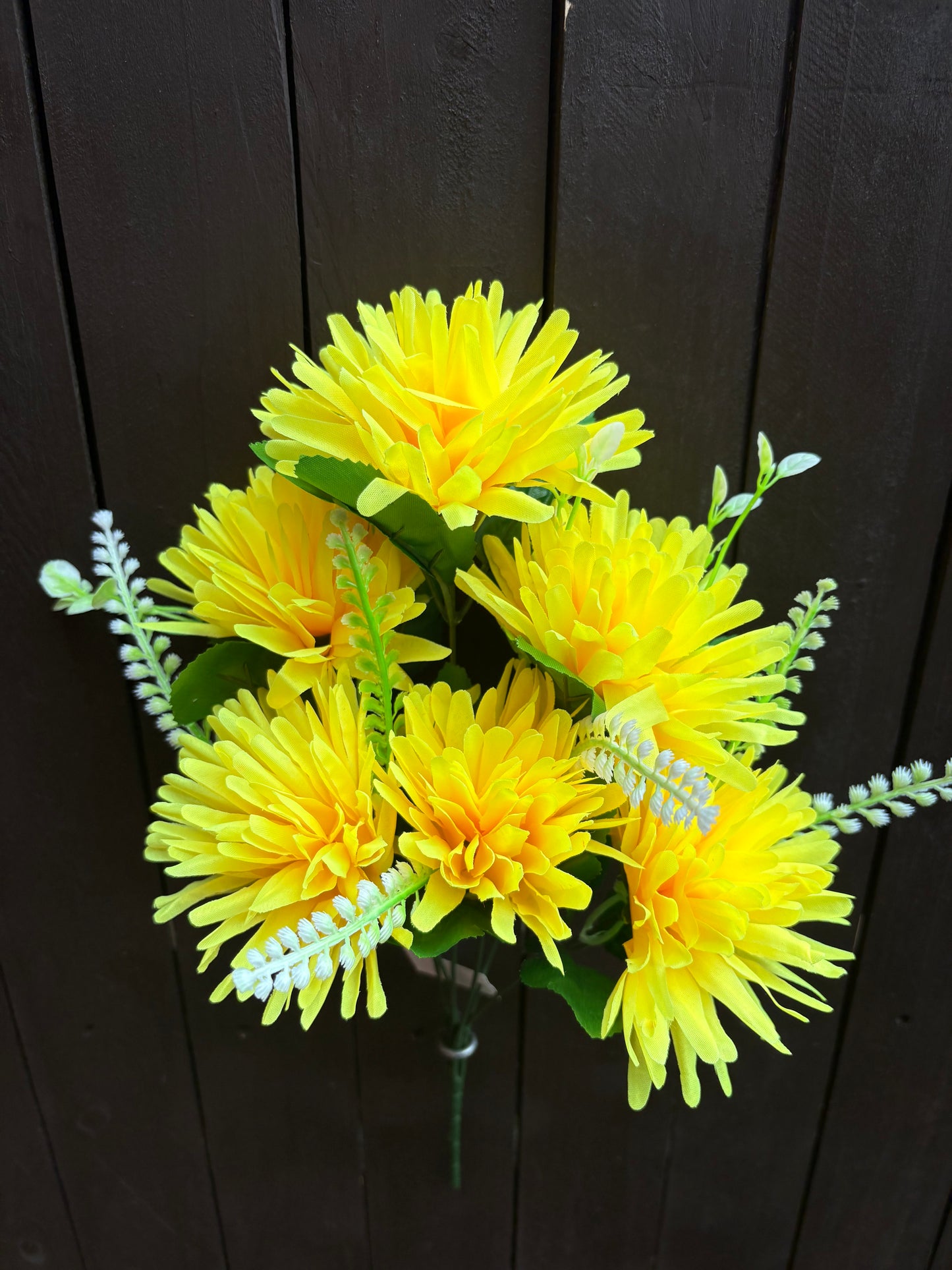 SPIKY 6 HEAD CHRYSANTHEMUM BUNDLE x 6pcs