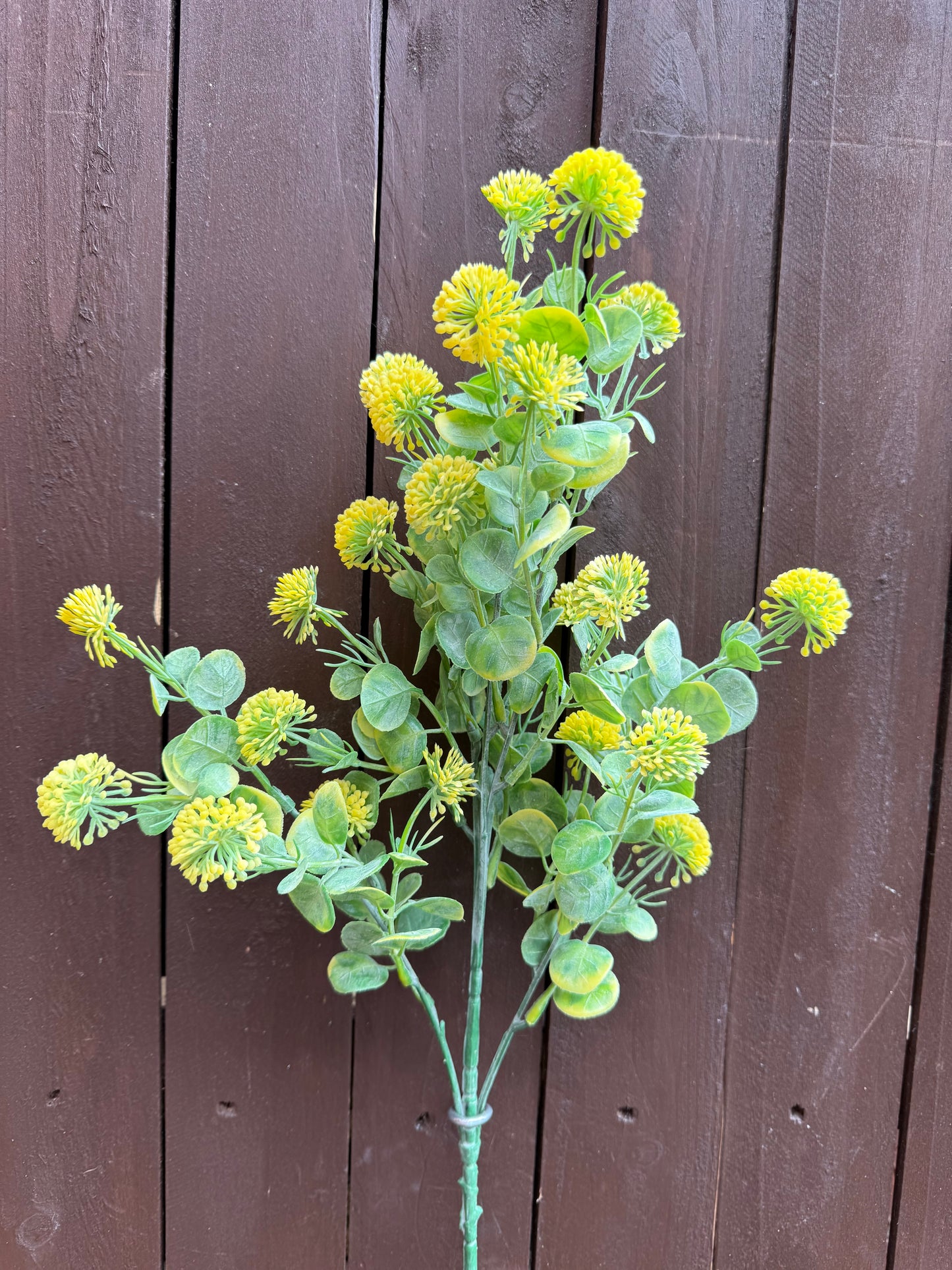 LONG STEM MINI GLOBE YELLOW