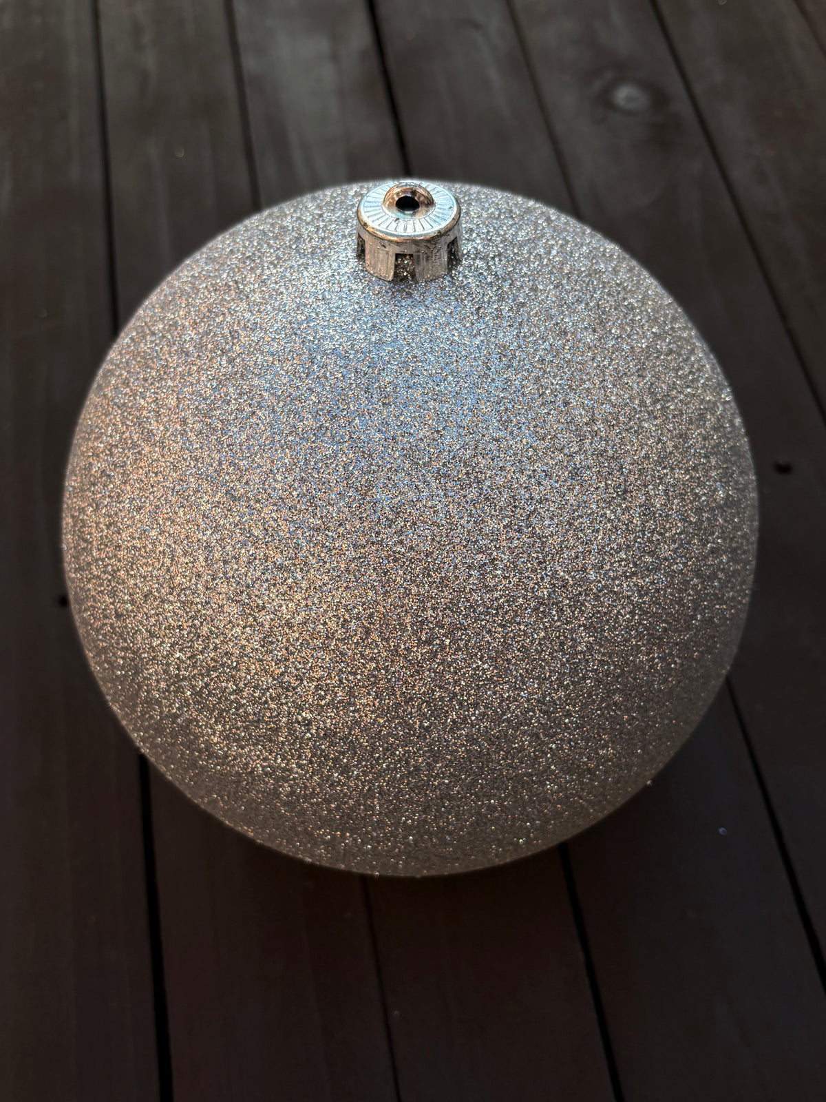 20cm CHRISTMAS BAUBLE GLITTERED SILVER