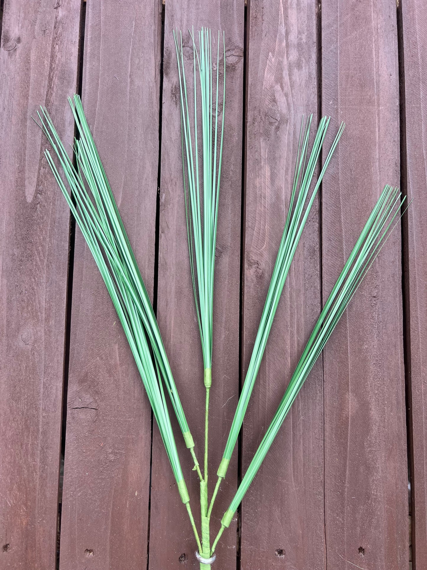 90cm ONION GRASS SPRAY GREEN