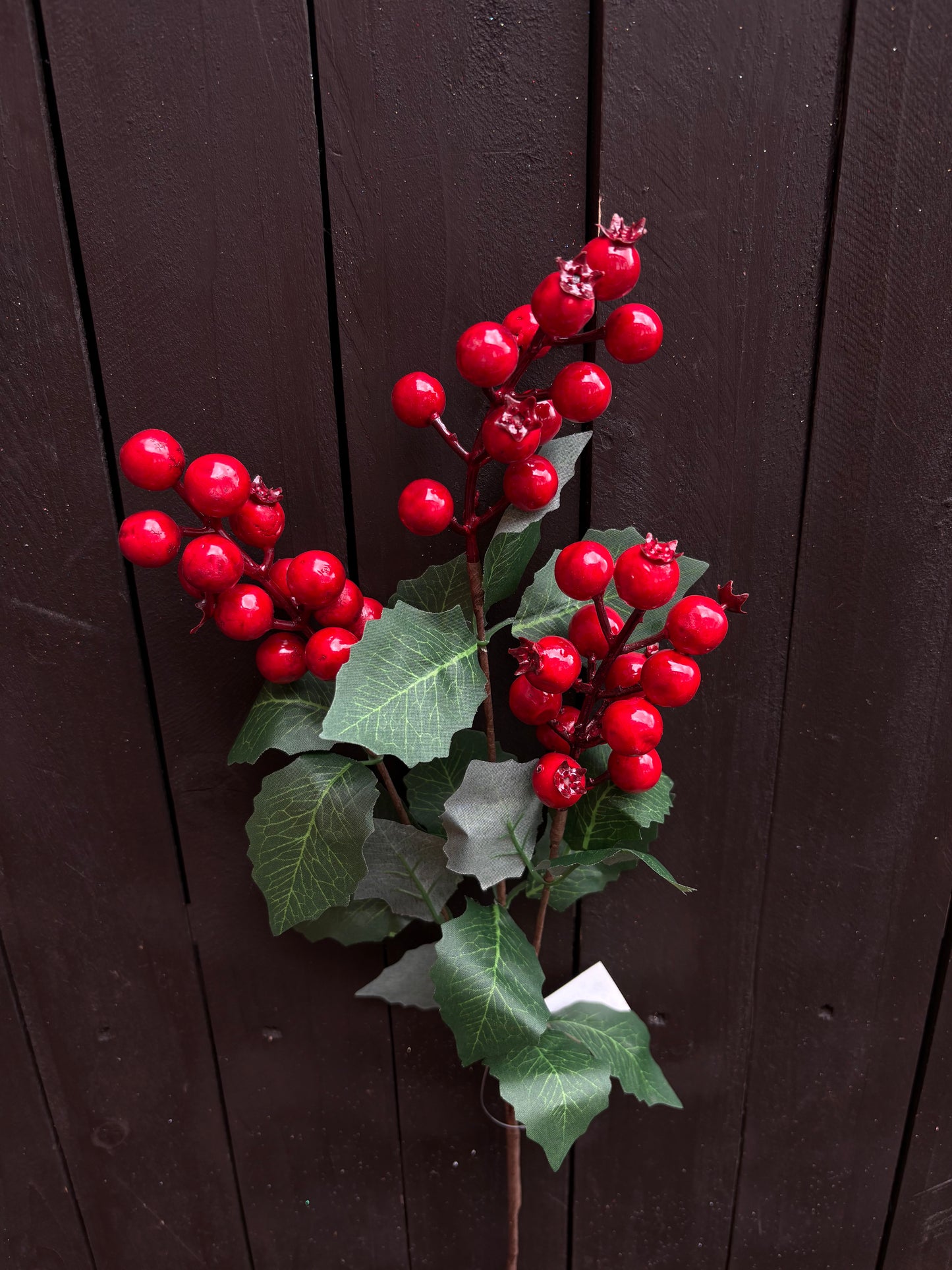 62cm BERRY CLUSTER HOLLY SPRAY RED