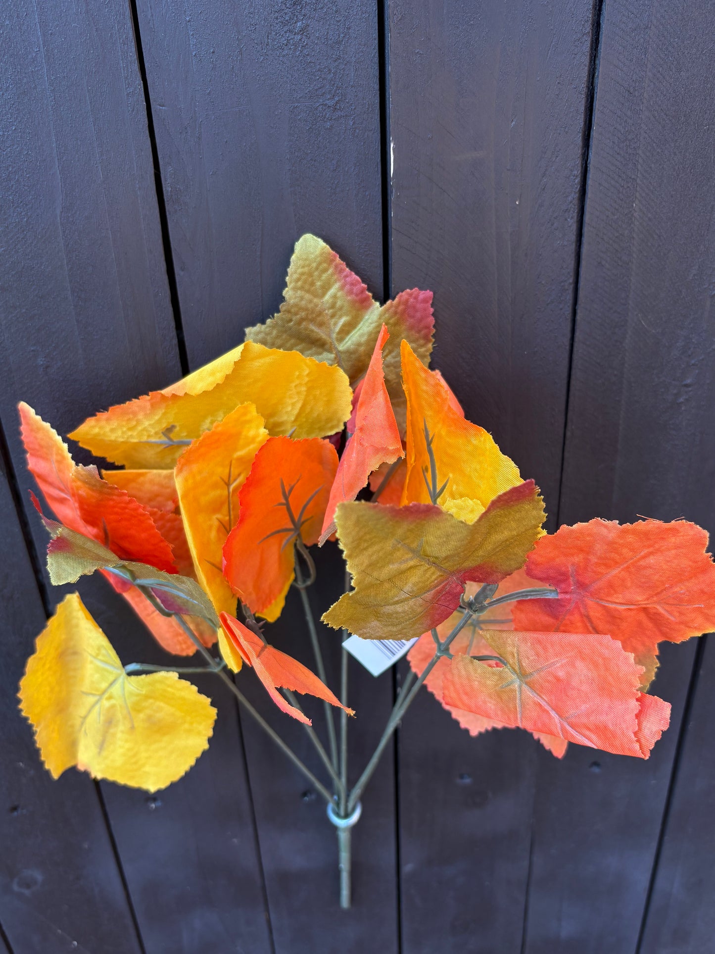 37cm MAPLE LEAF BUSH MIXED