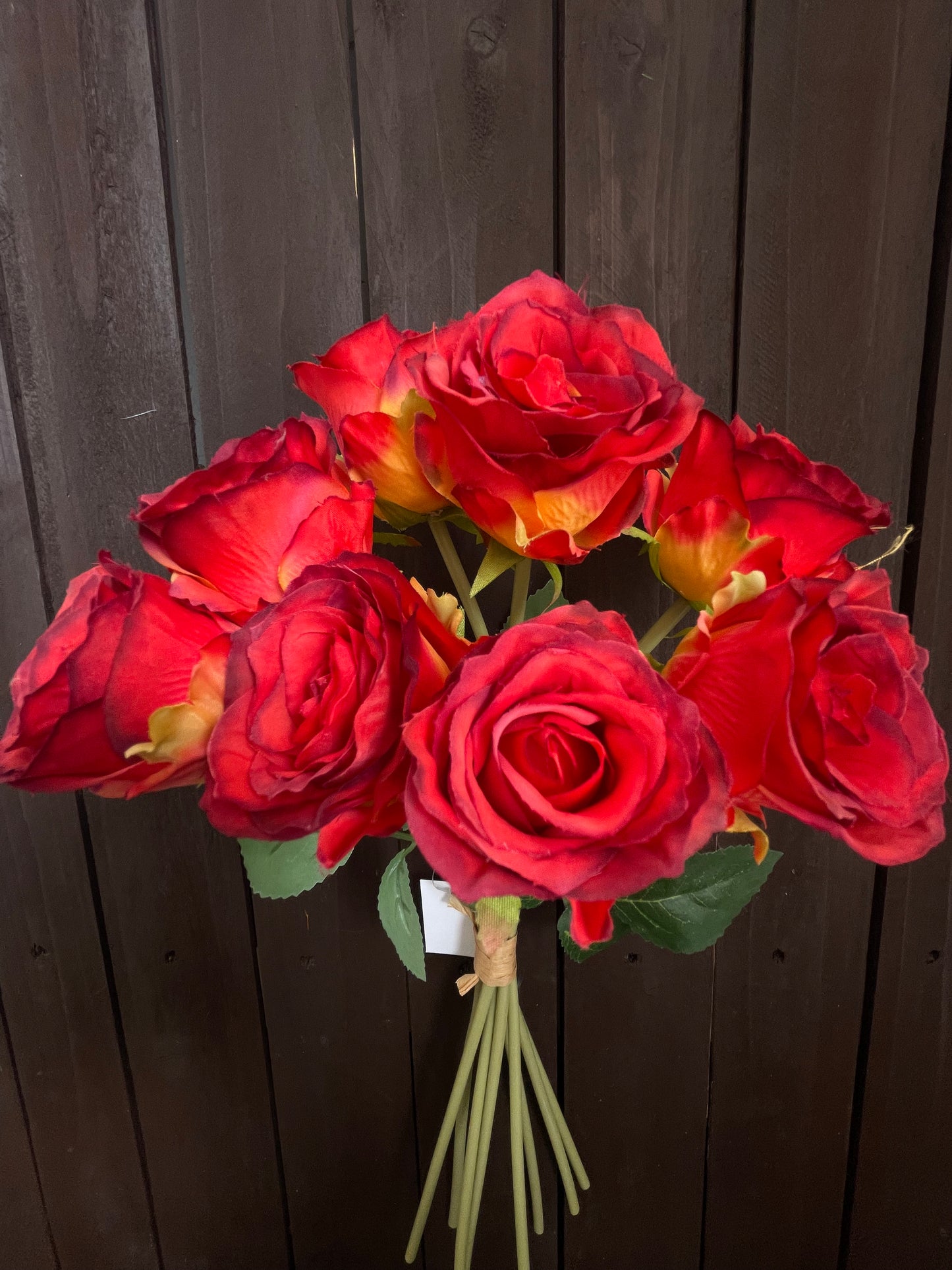 ROSE BUNDLE (8 HEADS) RED/ORANGE MIX
