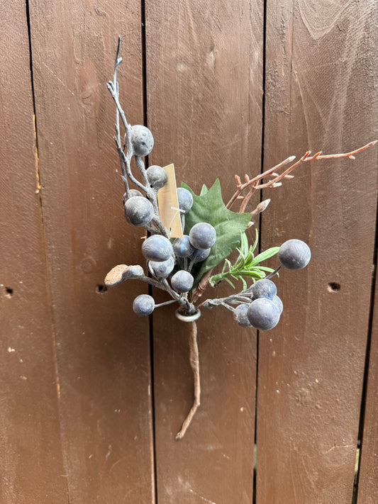 23CM BLUEBERRY PICK WITH FOLIAGE