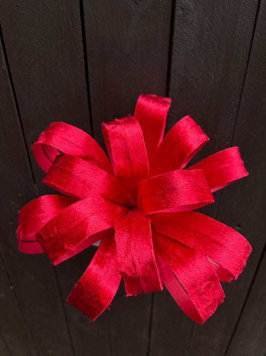 20cm VELVET FLOWERBURST RED
