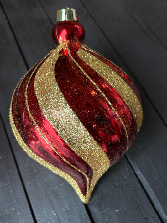 15cm TEARDROP BAUBLE RED/GOLD