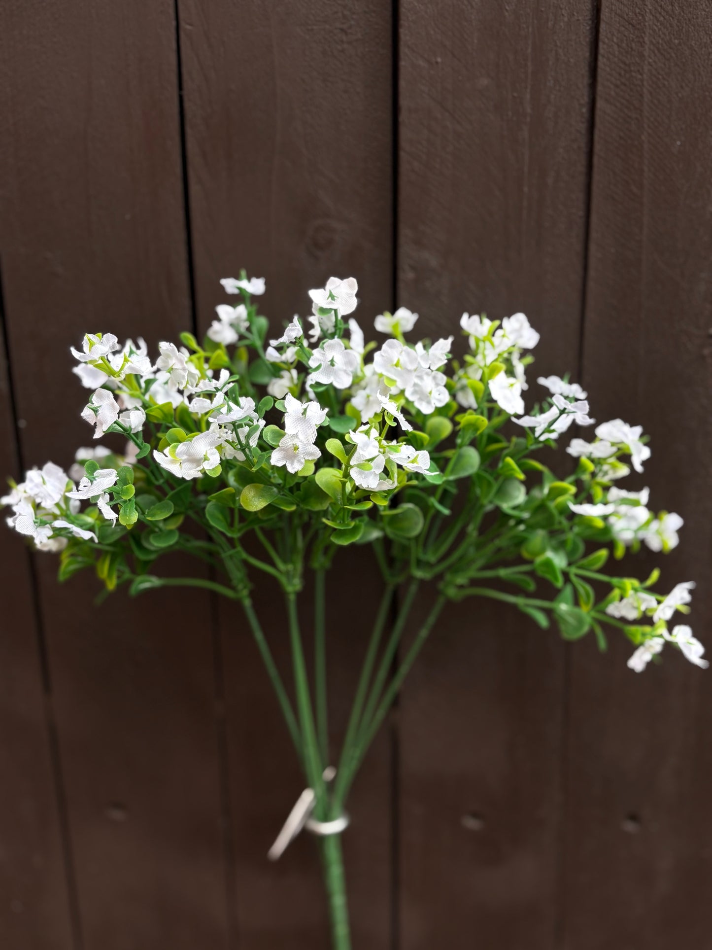 28cm PLASTIC FLOWERED GYP BUSH WHITE x 10pcs