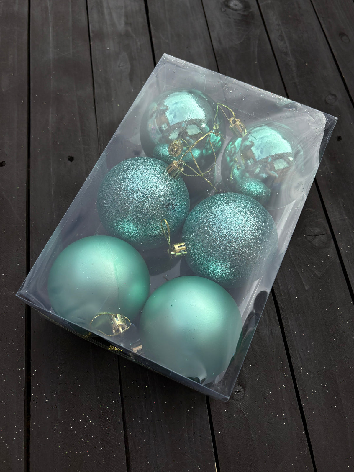 PACK 6 8cm ASSORTED CHRISTMAS BAUBLES MINT GREEN
