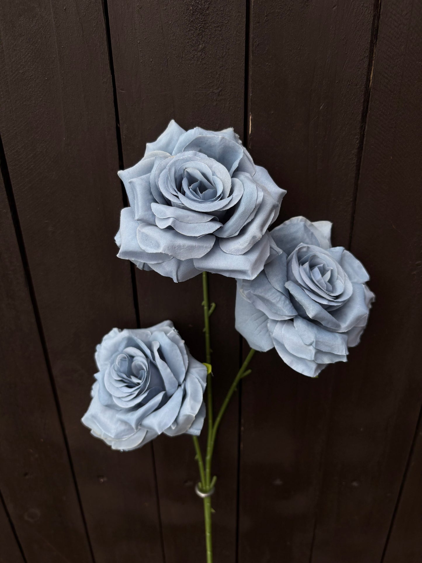 TRIPLE DIAMOND ROSE BUNCH DUSTY BLUE