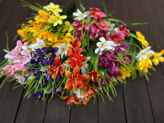 34cm ASSORTED AGAPANTHUS BUSH x 12pcs