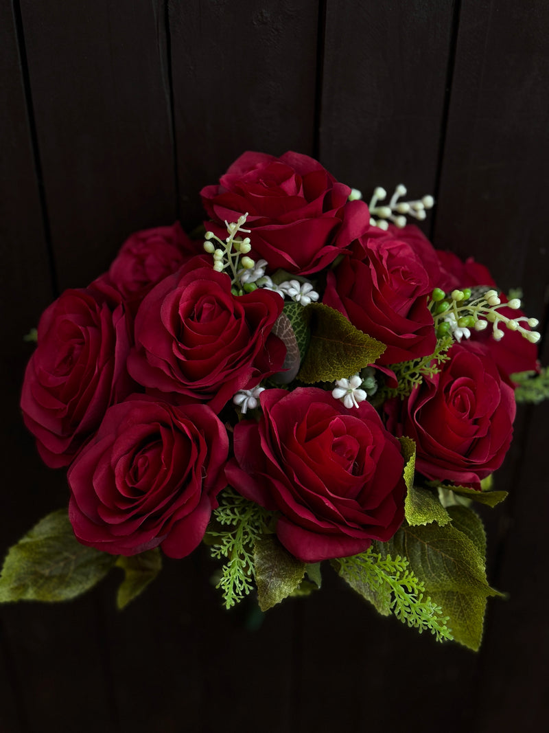 10 HEAD DELUXE ROSE BUNCH DEEP WINE RED