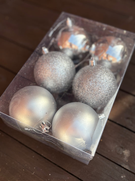 PK6 8cm ASSORTED CHRISTMAS BAUBLES SILVER