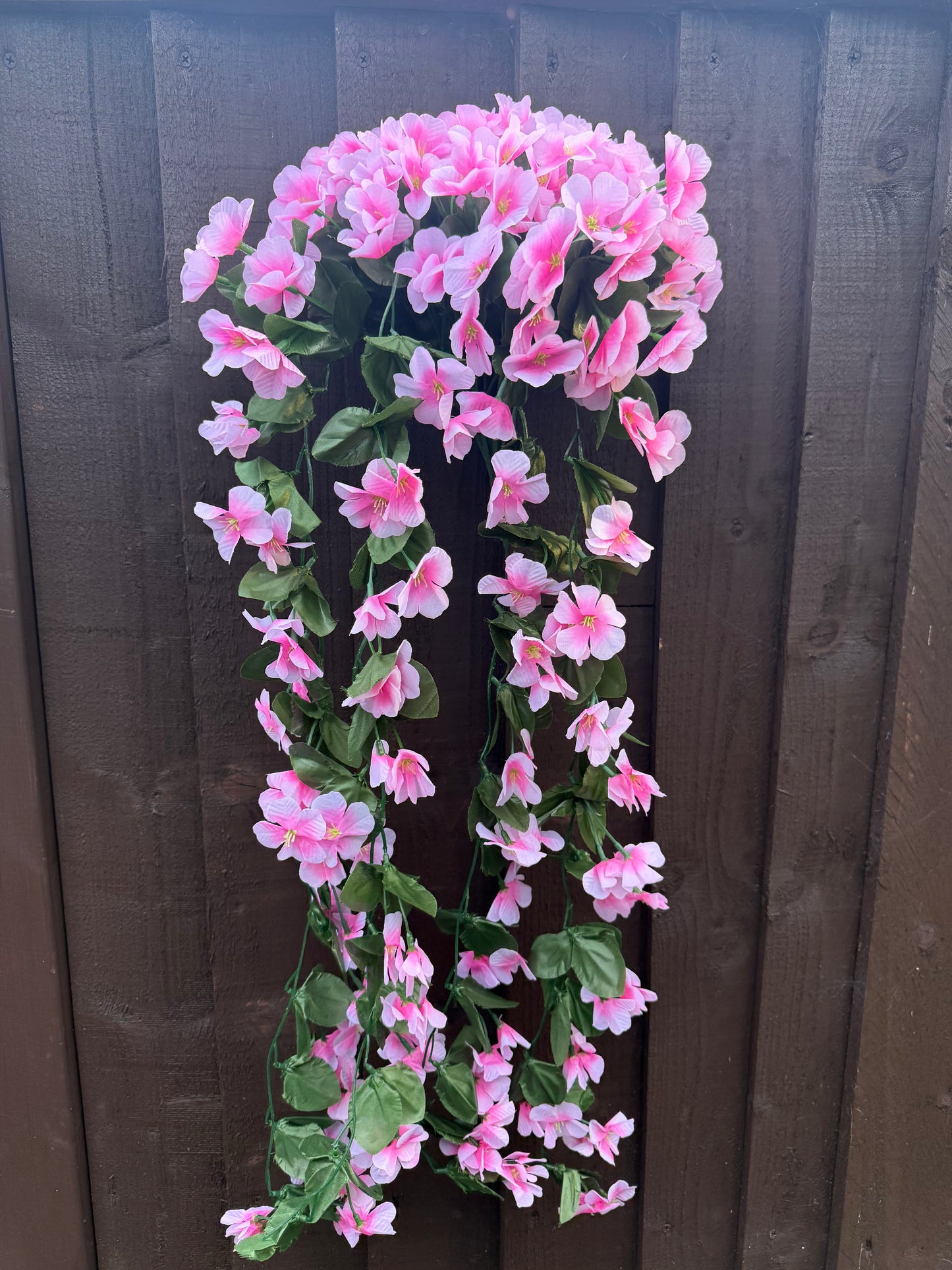 TRAILING BLOSSOM LIGHT PINK