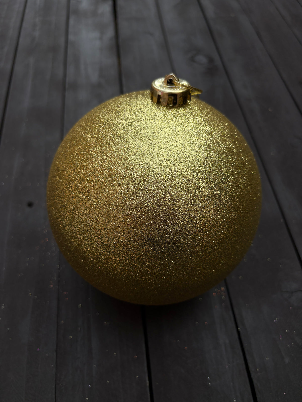 15cm GLITTERED CHRISTMAS BAUBLE GOLD