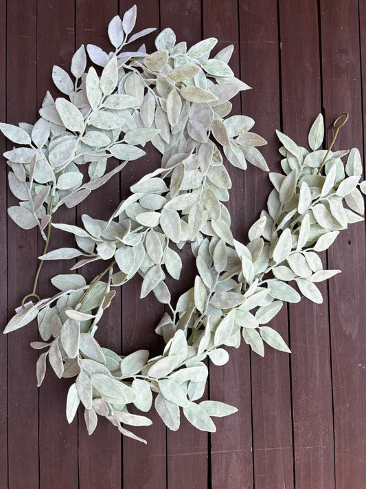 1.8m FROSTED SPARKLE SAGE LEAF GARLAND GREEN