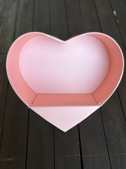 24.5cm HEART FLOWER BOX WITH STAND PINK