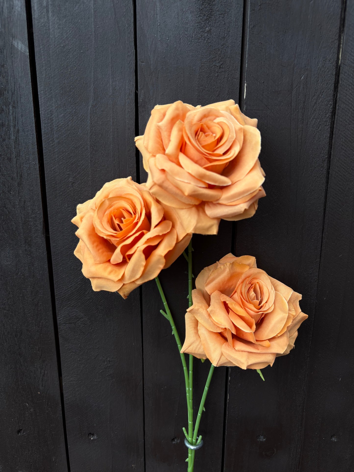 TRIPLE DIAMOND ROSE BUNCH ORANGE
