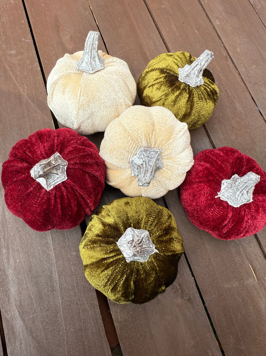 PK6 MEDIUM VELVET PUMPKIN MIXED BAG (BURGUNDY, IVORY, GREEN)