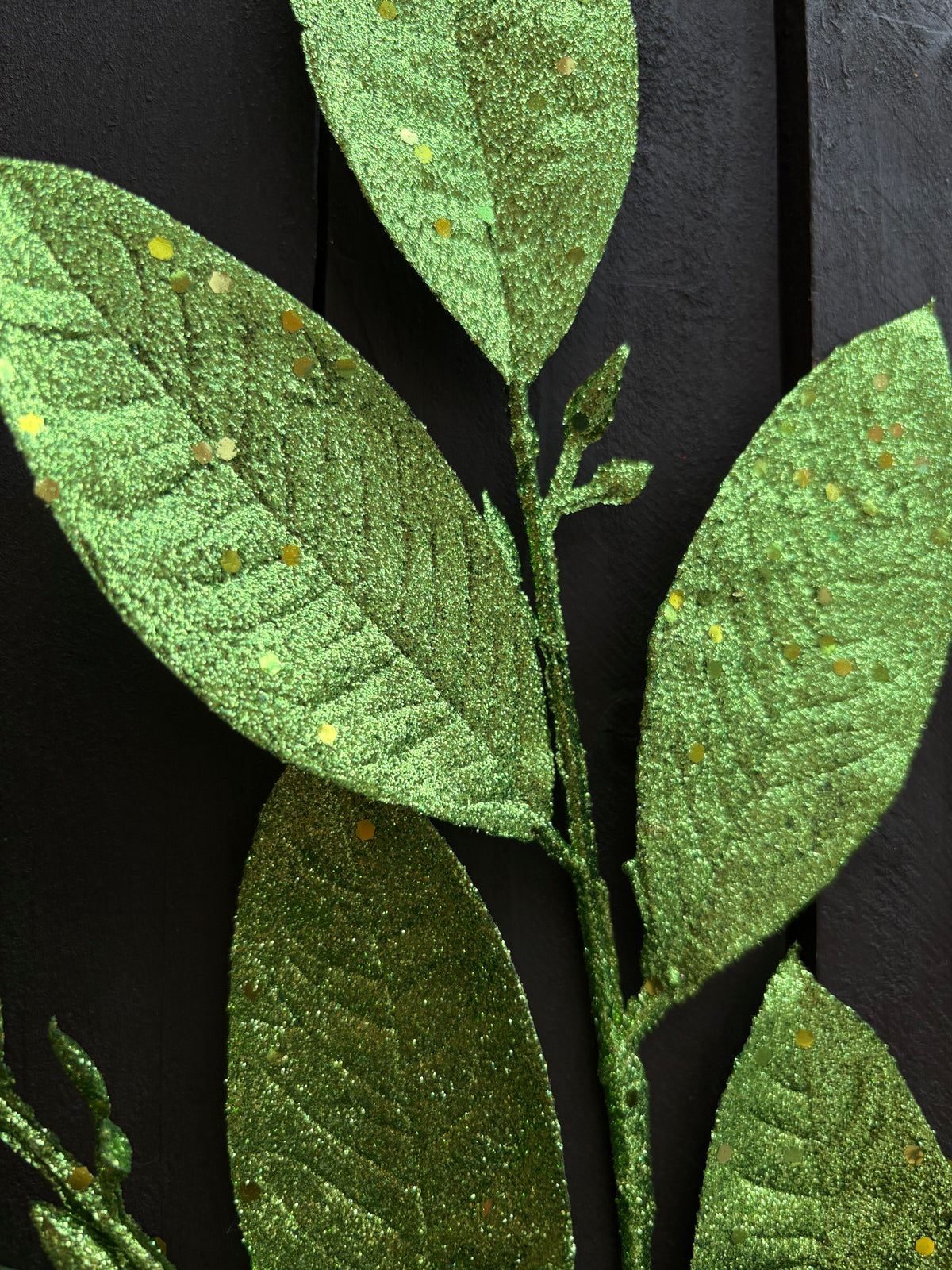 72cm GLITTER LAUREL LEAF LIME GREEN