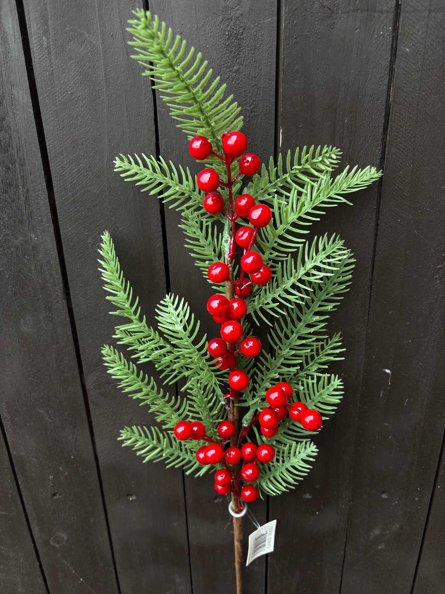 66cm PINE & BERRY SPRAY RED/GREEN