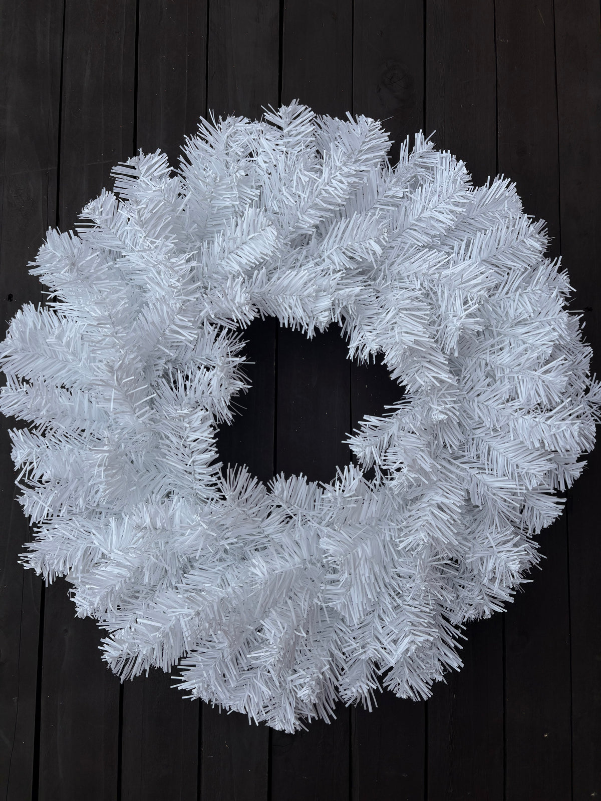 50cm WHITE WREATH
