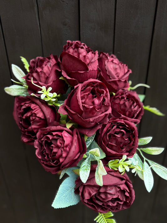 LARGE DOROTHY ROSE & WAX FOLIAGE BUNCH (9 HEADS) BURGUNDY