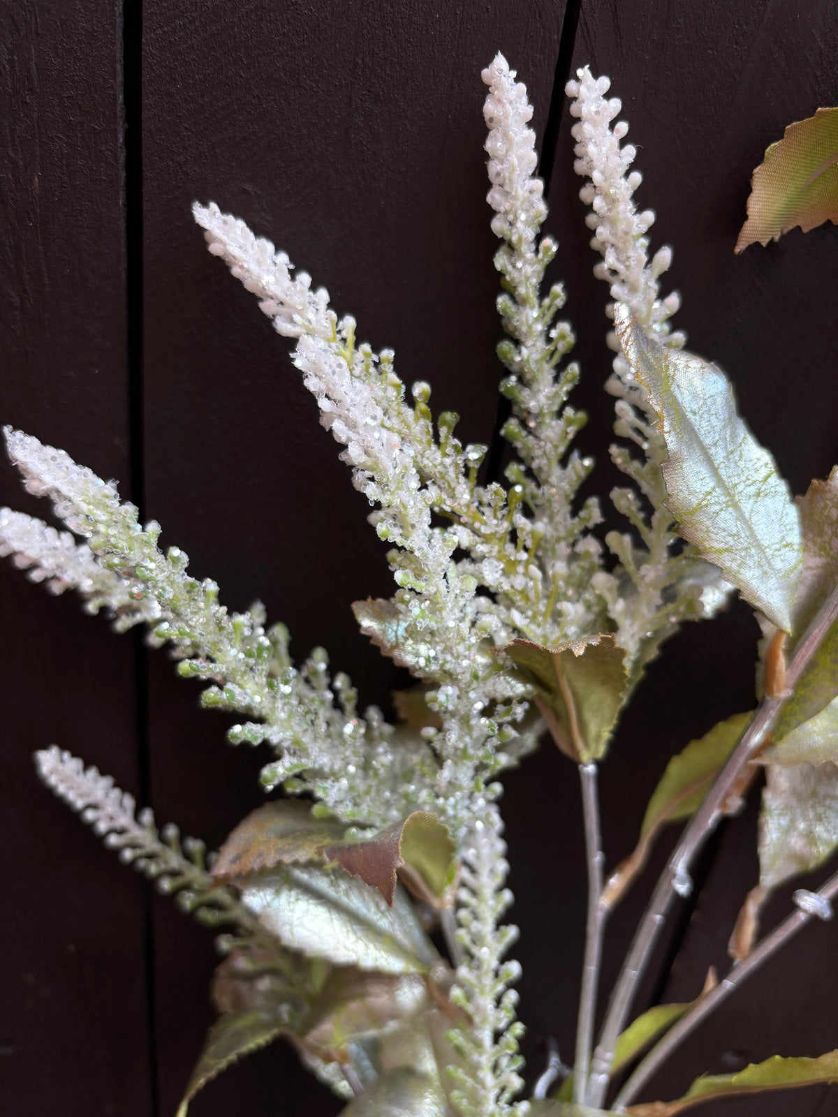 93cm SPARKLE ASTILBE FOLIAGE STEM WHITE/GREEN