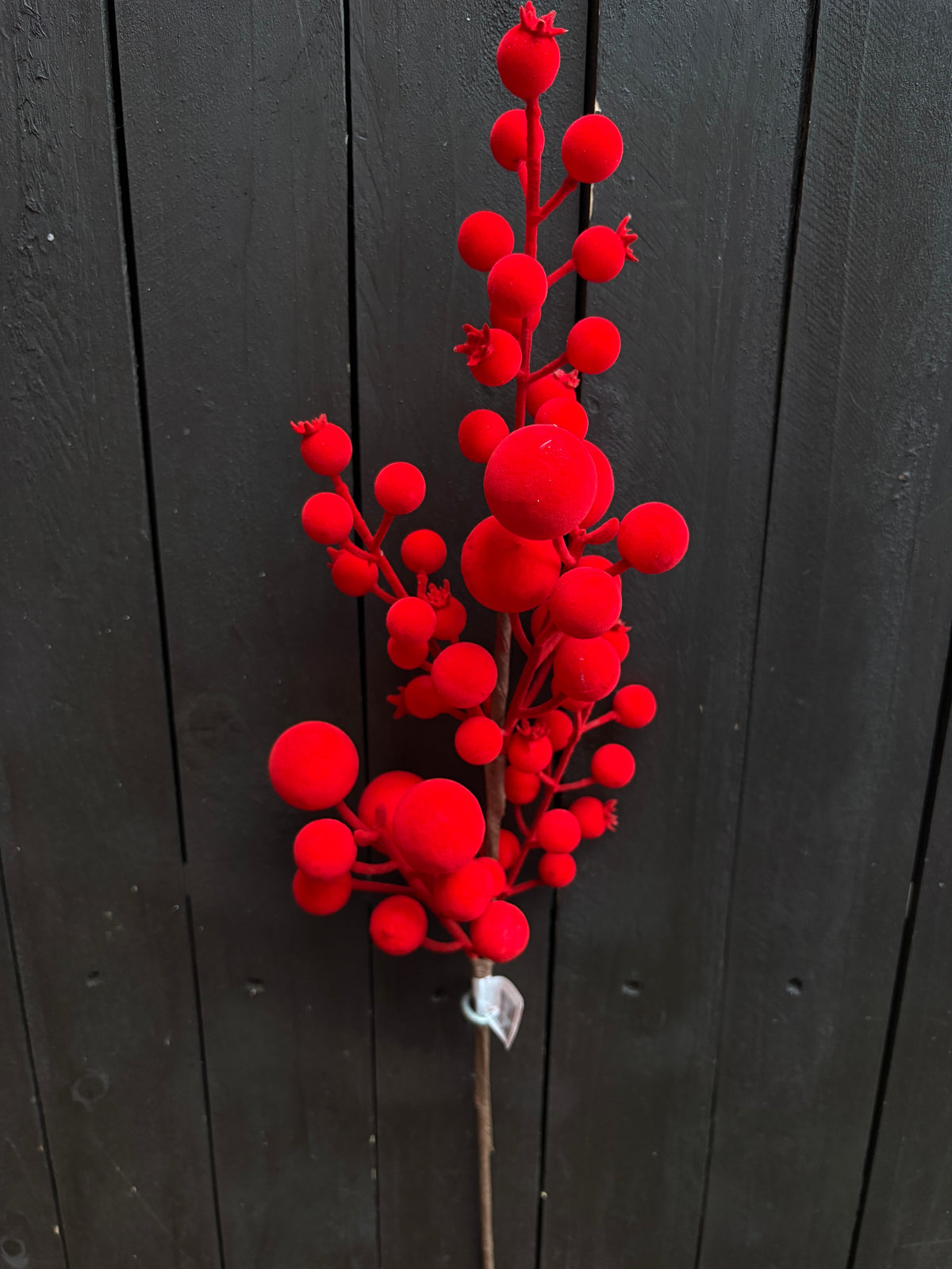 60cm MIXED ROSEHIP FLOCKFOAM BERRY SPRAY RED