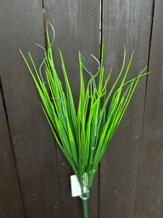 38cm BUDGET GRASS BUSH GREEN