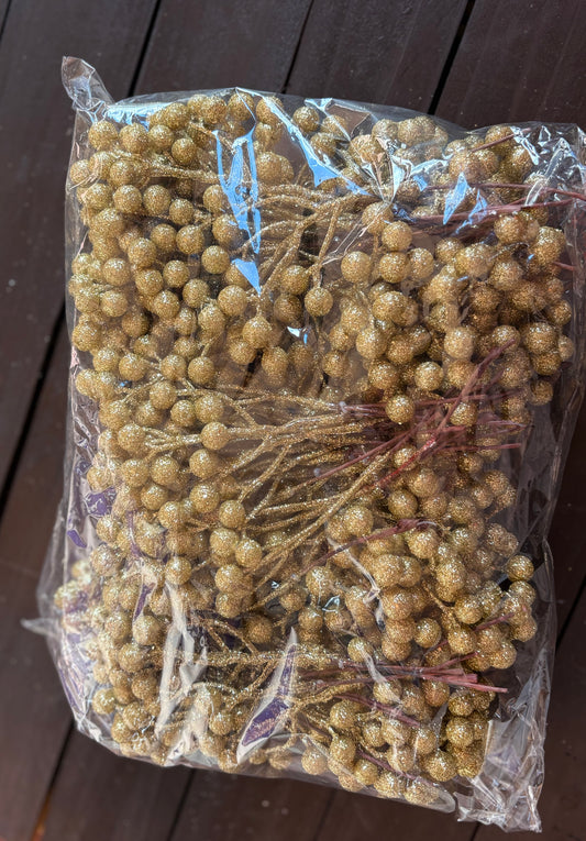 BAG OF BERRY PICKS (100pcs) GOLD
