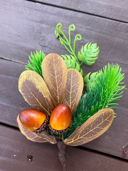 23cm ACORN PICK WITH CONE & FOLIAGE PK12