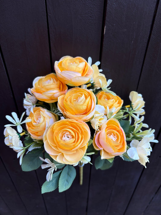 39cm DELUXE RANUNCULUS MIXED FOLIAGE BUSH YELLOW