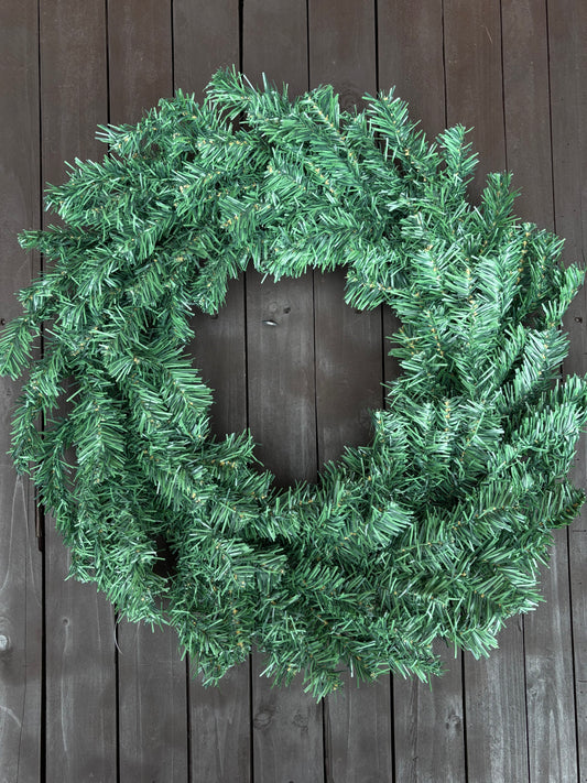 60cm DELUXE SPRUCE WREATH BASE (150 TIPS)
