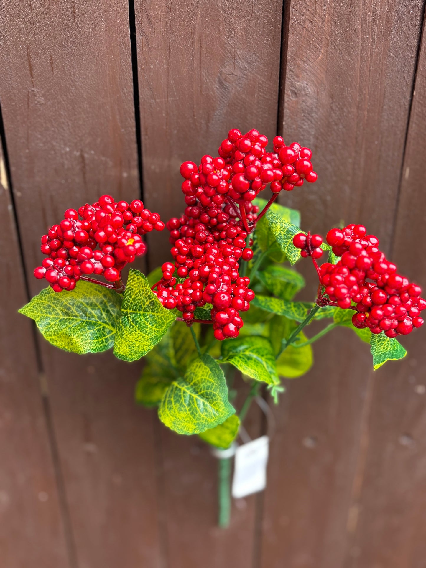 32cm BERRY CLUSTER BUSH RED