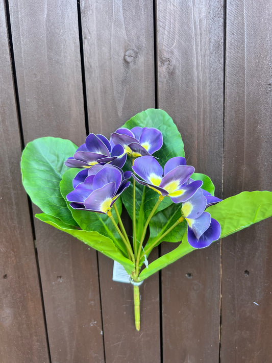 24cm UV RESISTANT PANSY BUSH PURPLE