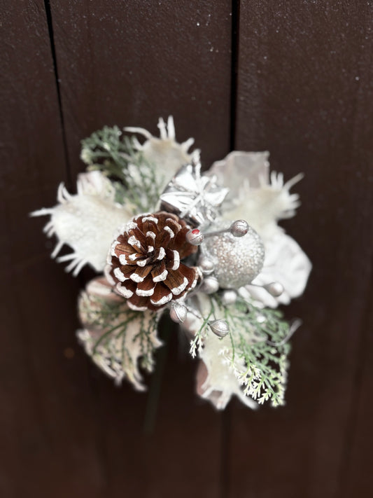CONE PARCEL & BALL CHRISTMAS PICK WHITE/SILVER