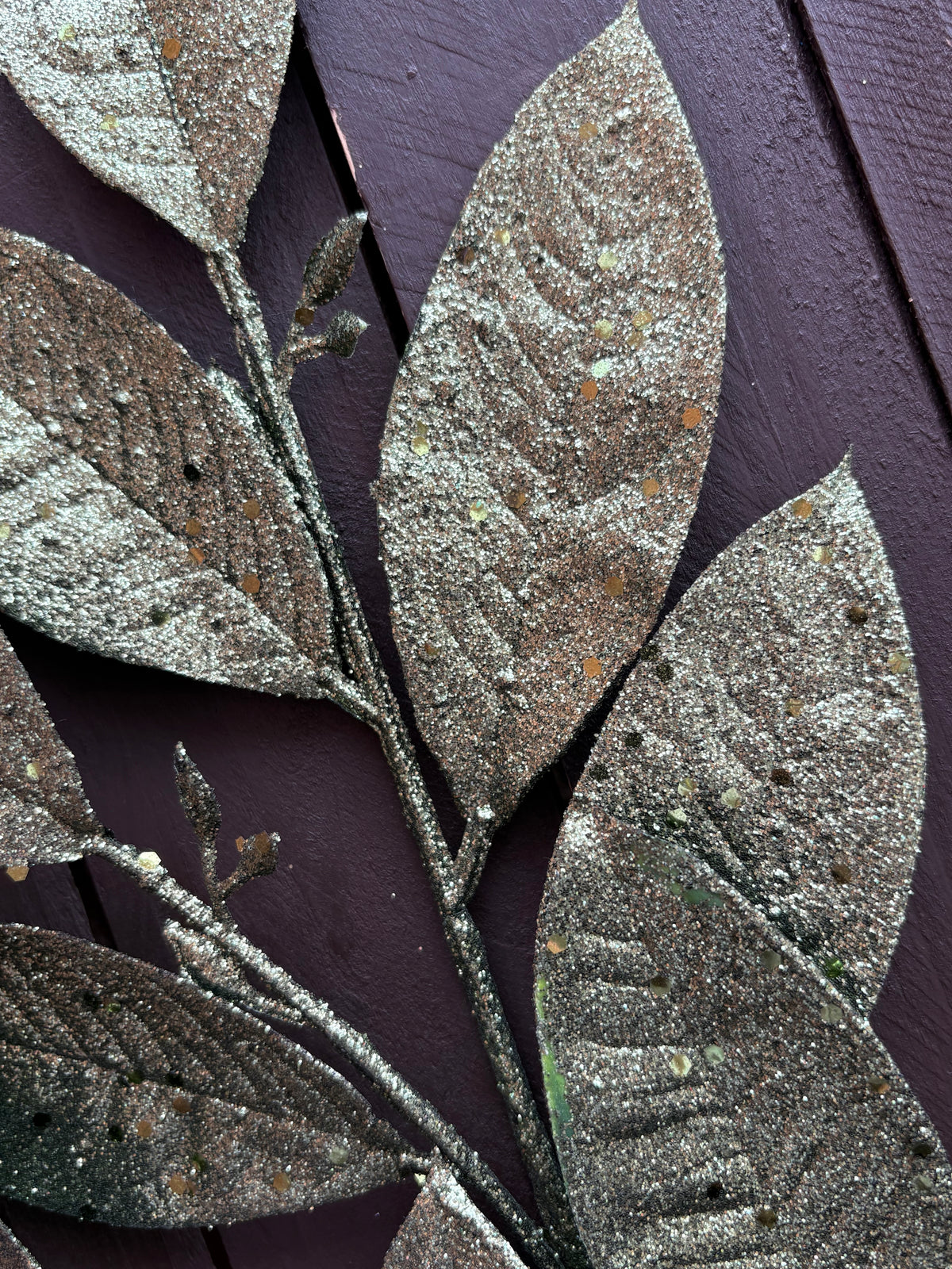 72cm GLITTER LAUREL LEAF DARK GREEN